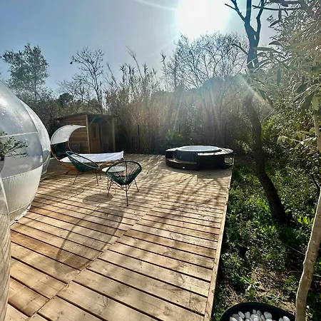 Les Bulles Nimoises Luxury tent Nimes