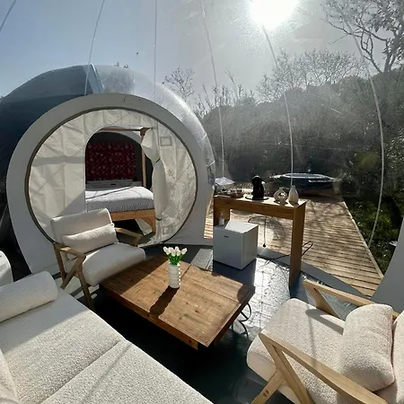 Campismo de Luxo Les Bulles Nimoises *